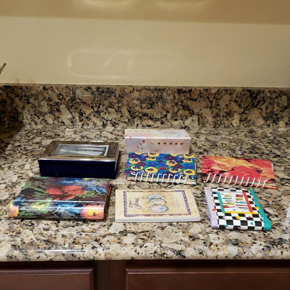 Small Photo Albums - Picture 3 of 3